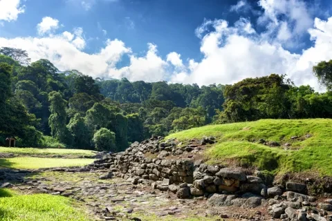 Archäologische Stätte Guayabo. Präkolumbianische Ruinen in der Nähe des Vulkans Turrialba, Costa Rica