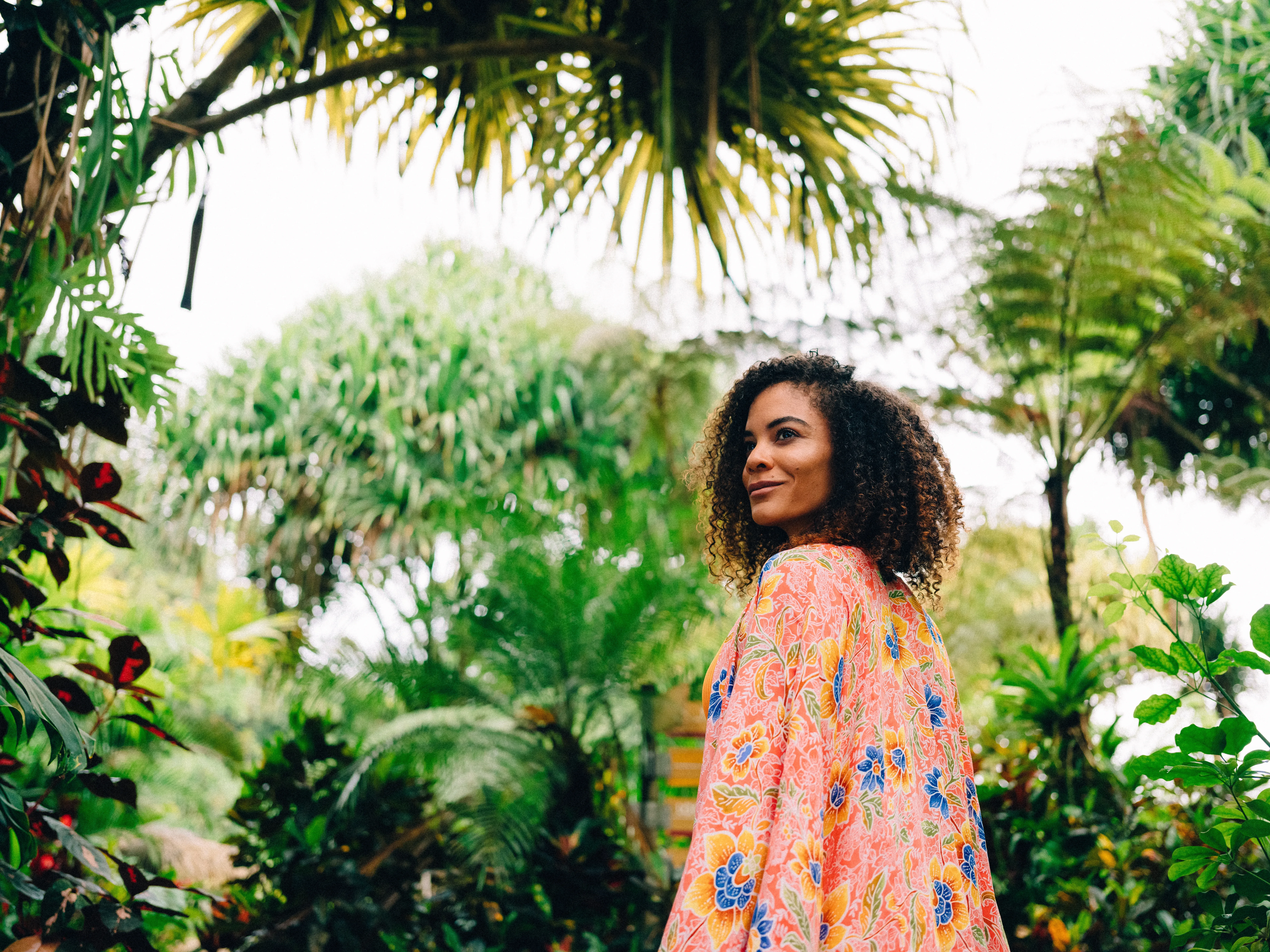 Frau im Dschungel